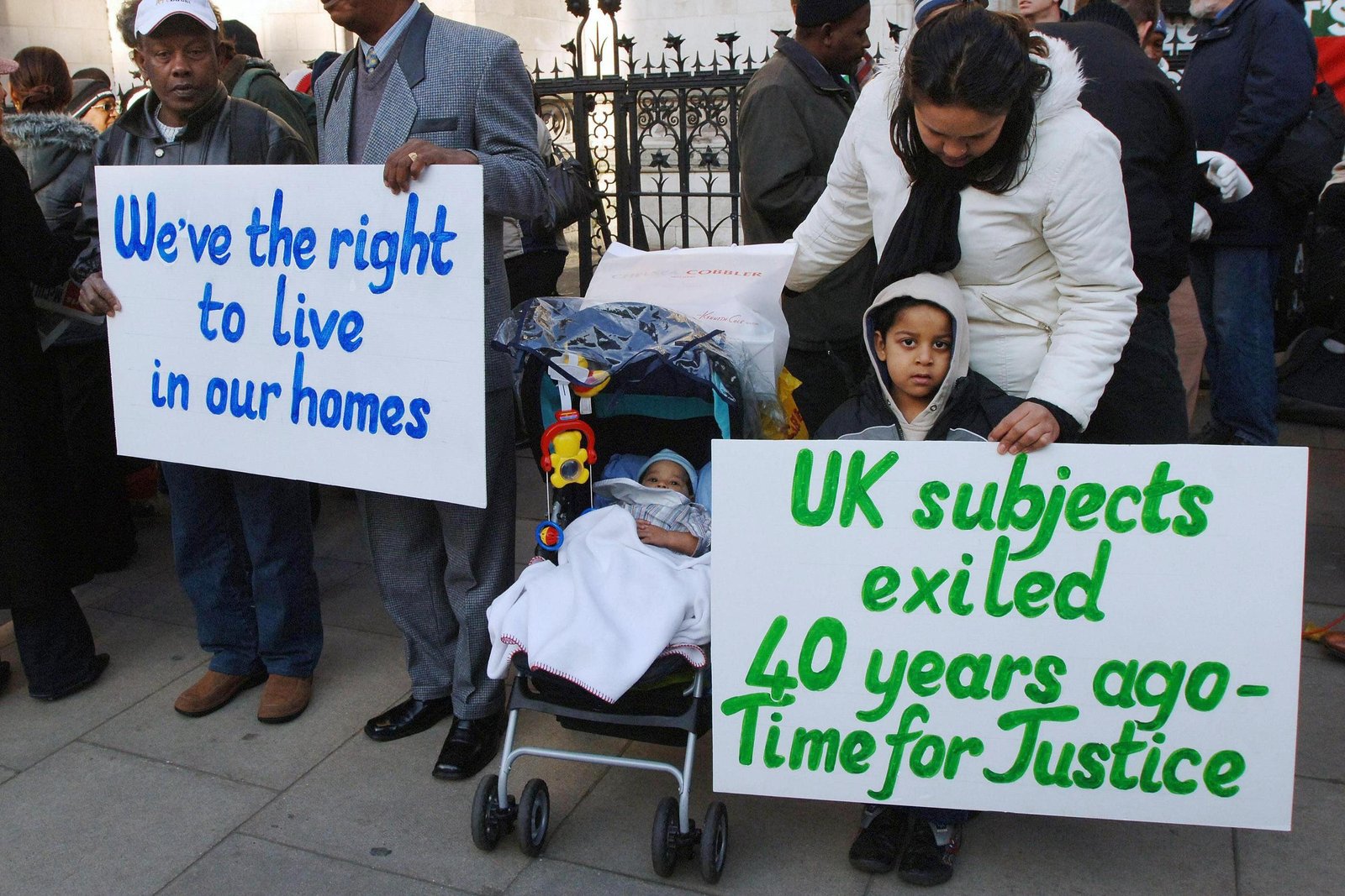 Chagossians protest over the islands