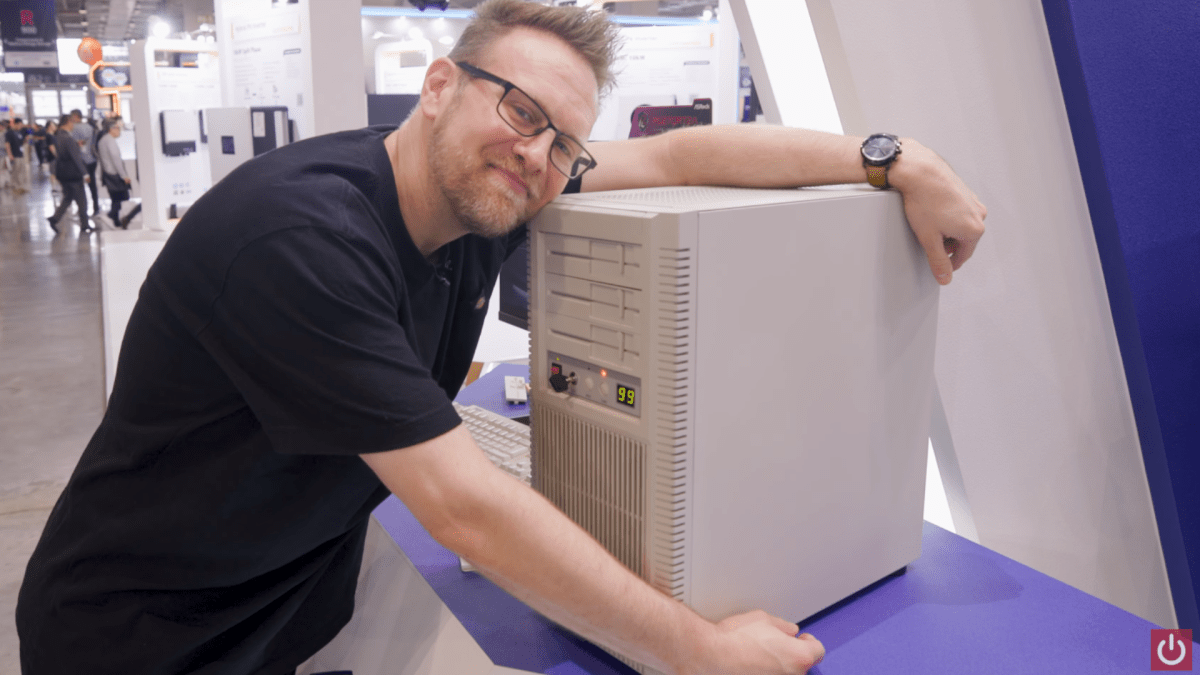SilverStone FLP-02 retro PC case, computex, Adam Patrick Murray