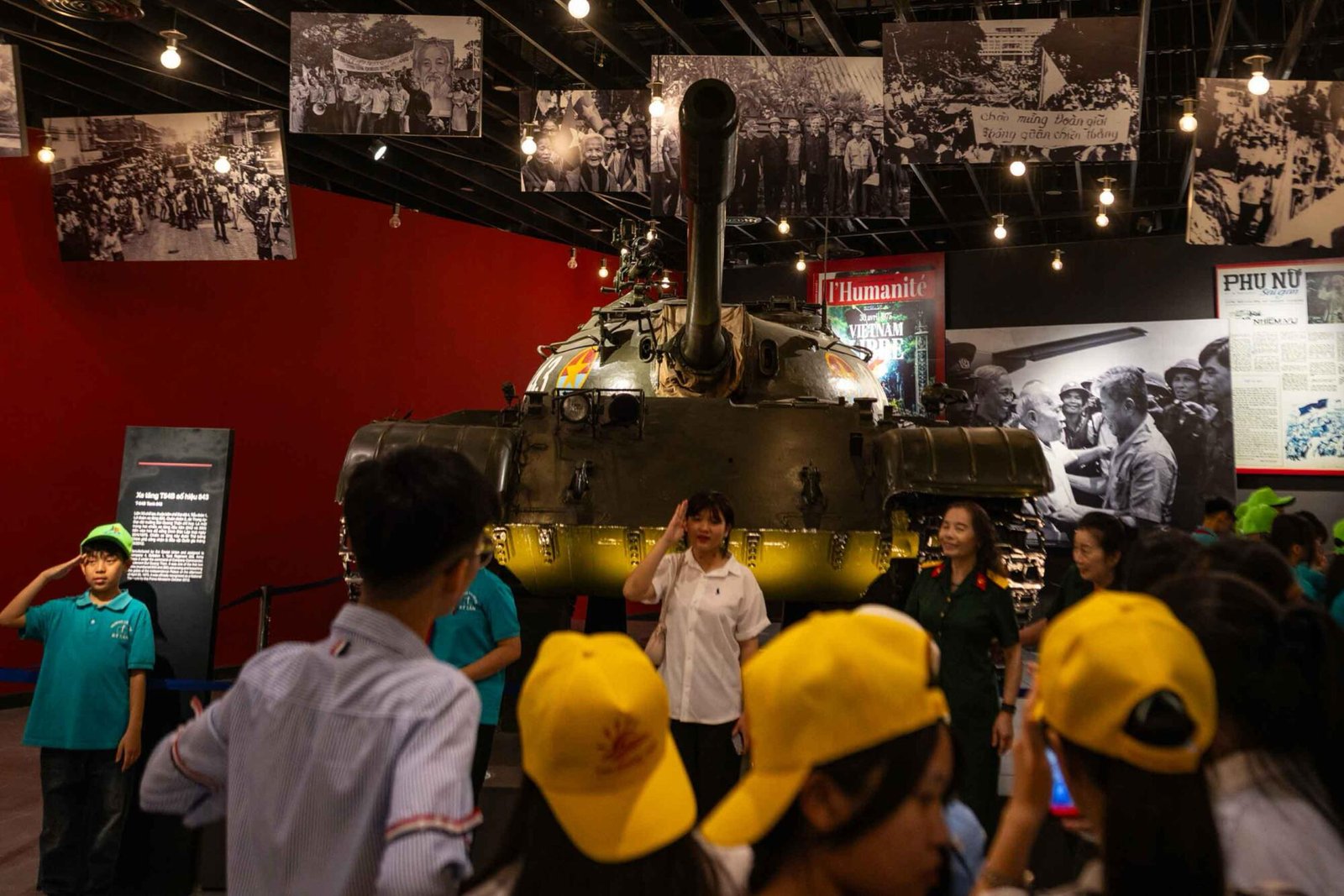 School groups visit Hanoi's newly opened Vietnam Military History Museum