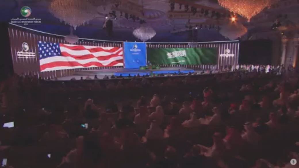 Click to play video: 'Trump prioritizing foreign investment in Gulf states tour'