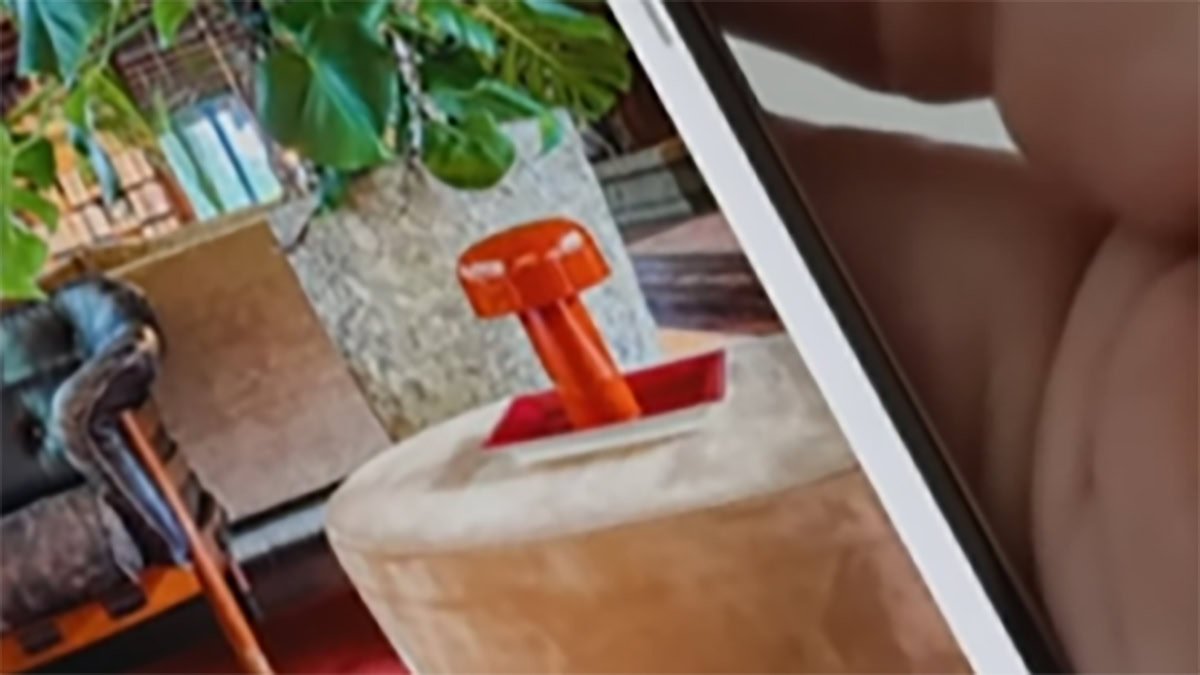 Apple iOS 26 Visual Intelligence Lamp Example 1