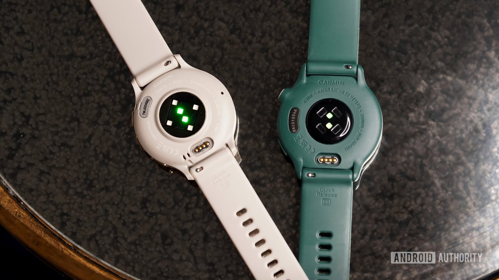 Garmin venu vivoactive HR sensors The Garmin Venu 3 features a newer heart rate sensor than the Vivoactive 6.