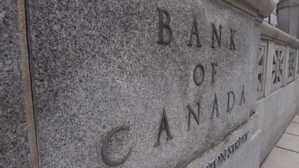 Click to play video: 'Business News: Bank of Canada holds key interest rate & Canada’s unemployment rate hits 7%'