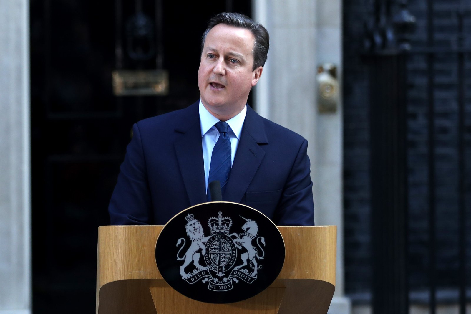 David Cameron quit after losing the Brexit referendum he called