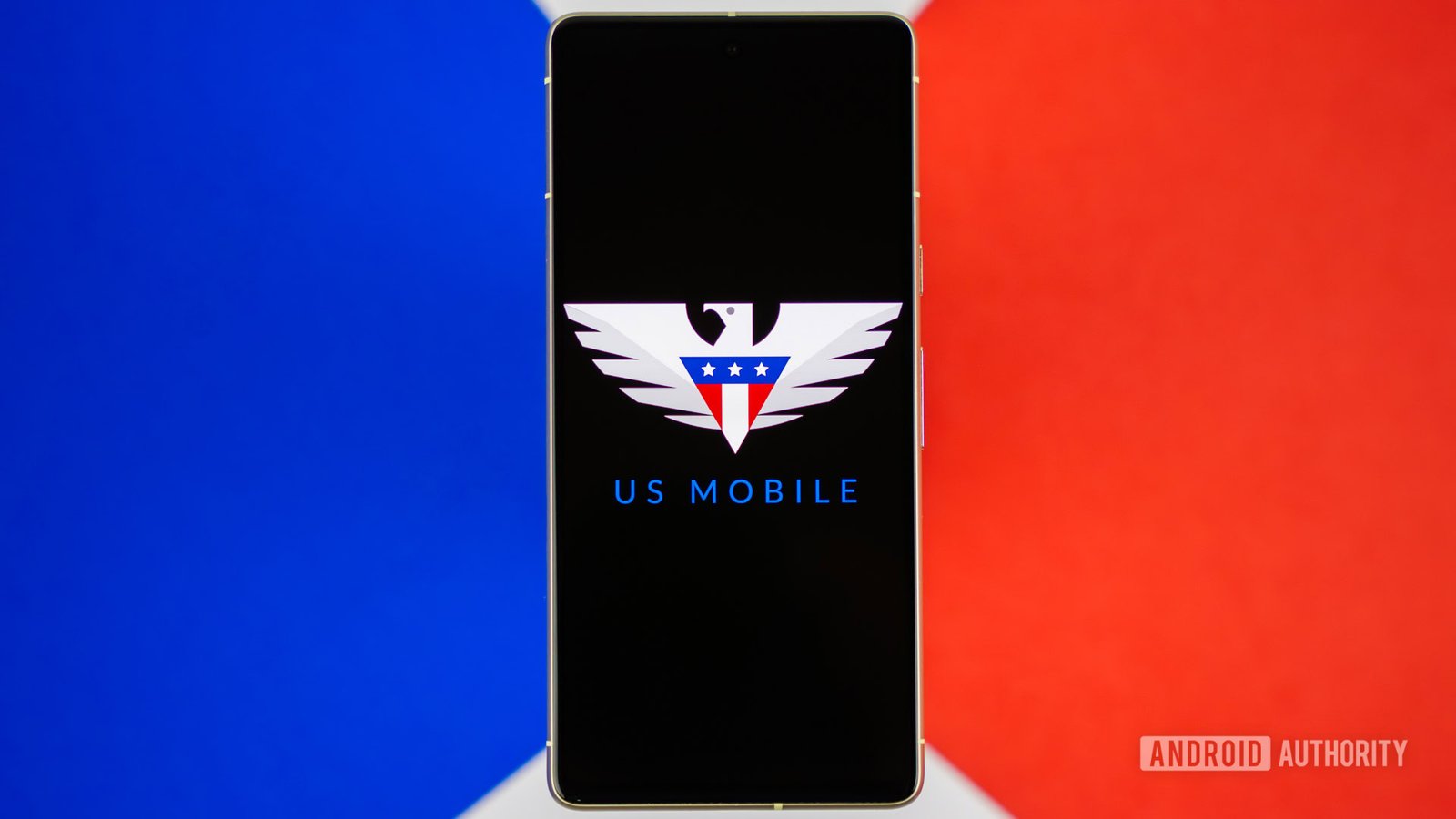US Mobile logo on smartphone stock photo (1) US Mobile logo on smartphone stock photo (1)