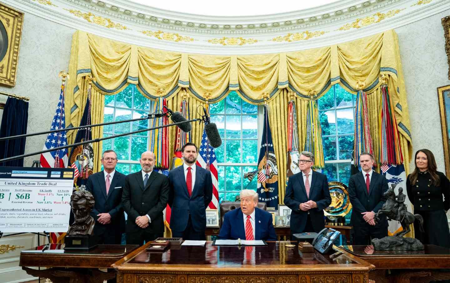 Never Mind the Stock Market, the Economy Is Blinking a Big Warning