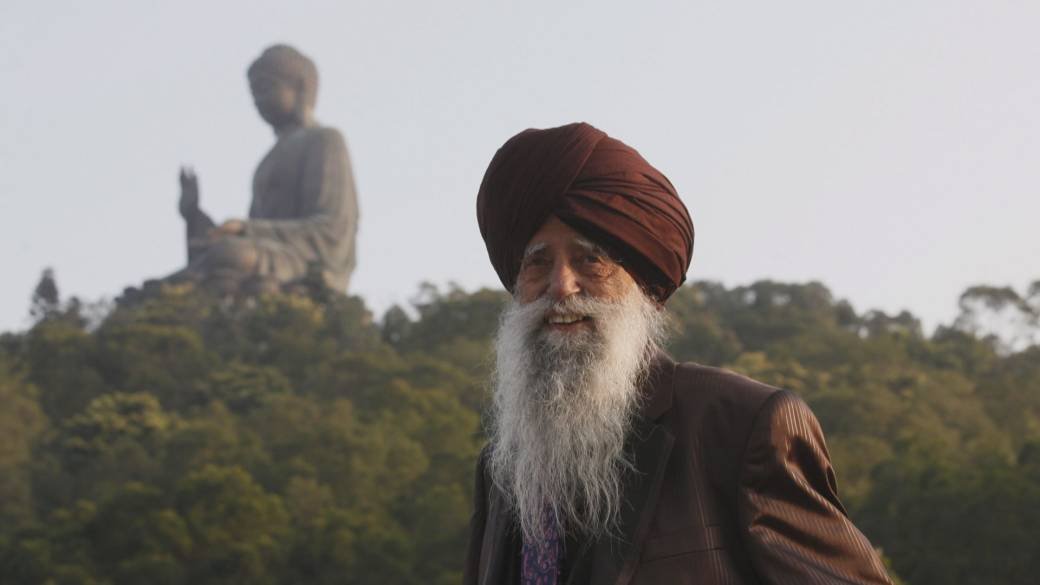 Click to play video: 'Man who became world’s oldest marathon runner at Toronto race dies in hit-and-run'