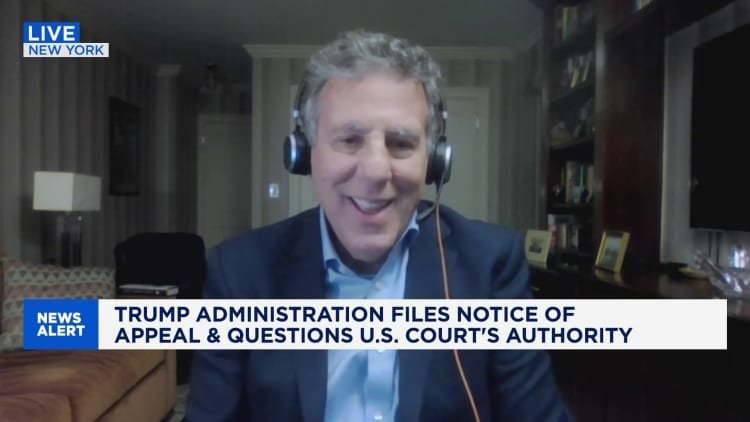 Trump’s tariff appeal could trigger a constitutional showdown: Steven Blitz