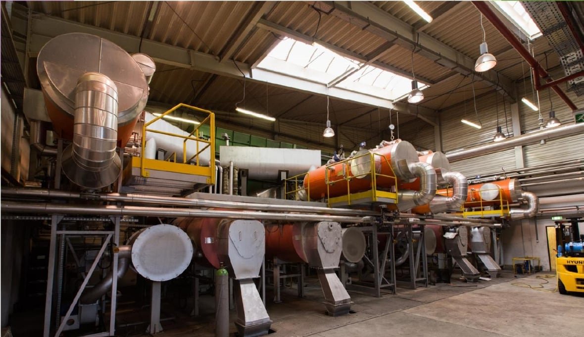 A room filled with metal reactors