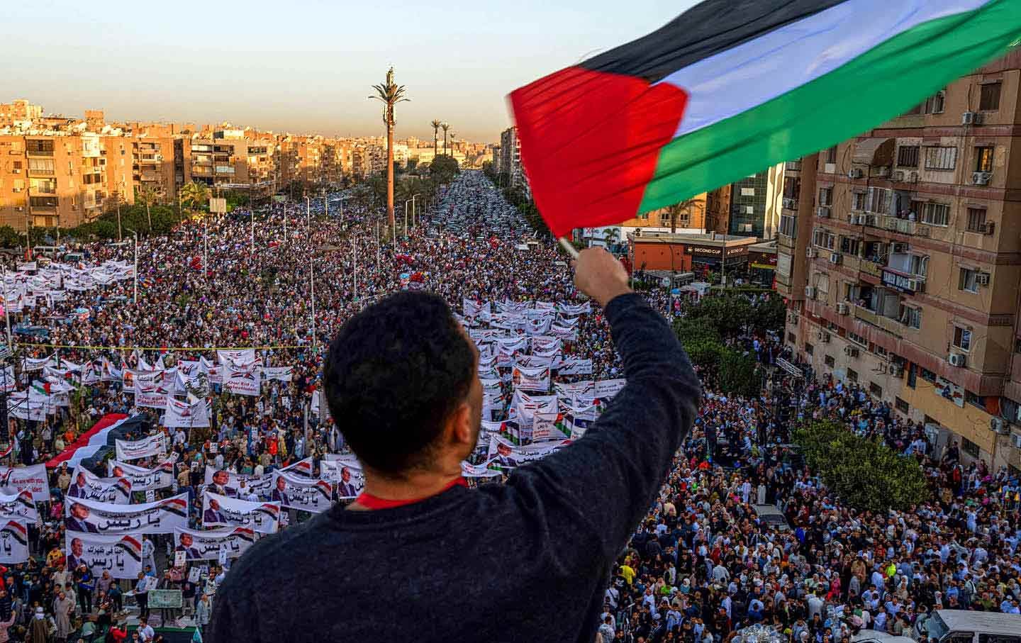 Ordinary Egyptians show their support for Palestinians, but their government leaves them in legal and political limbo.