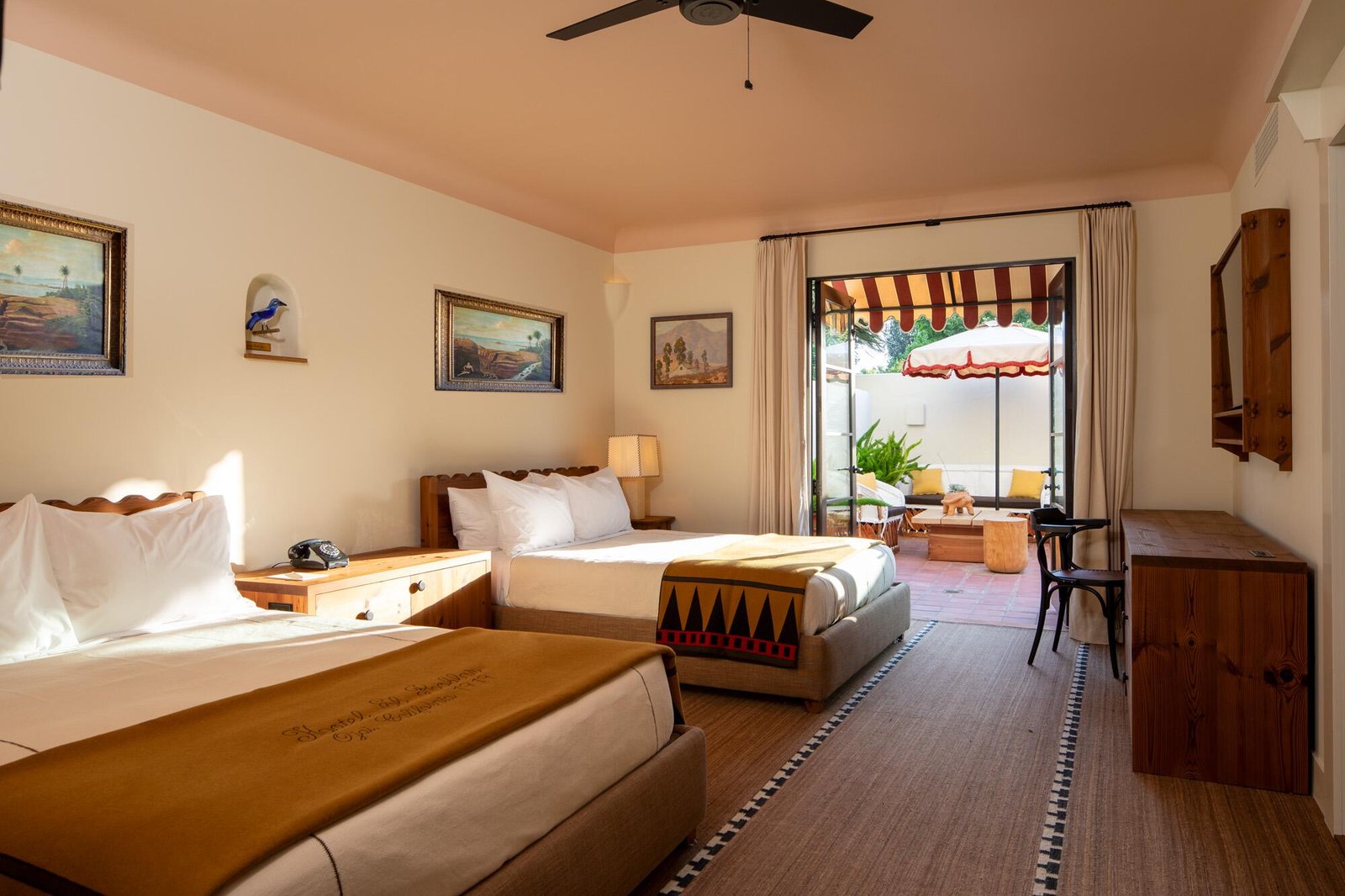 Guest room at the Hotel El Roblar.